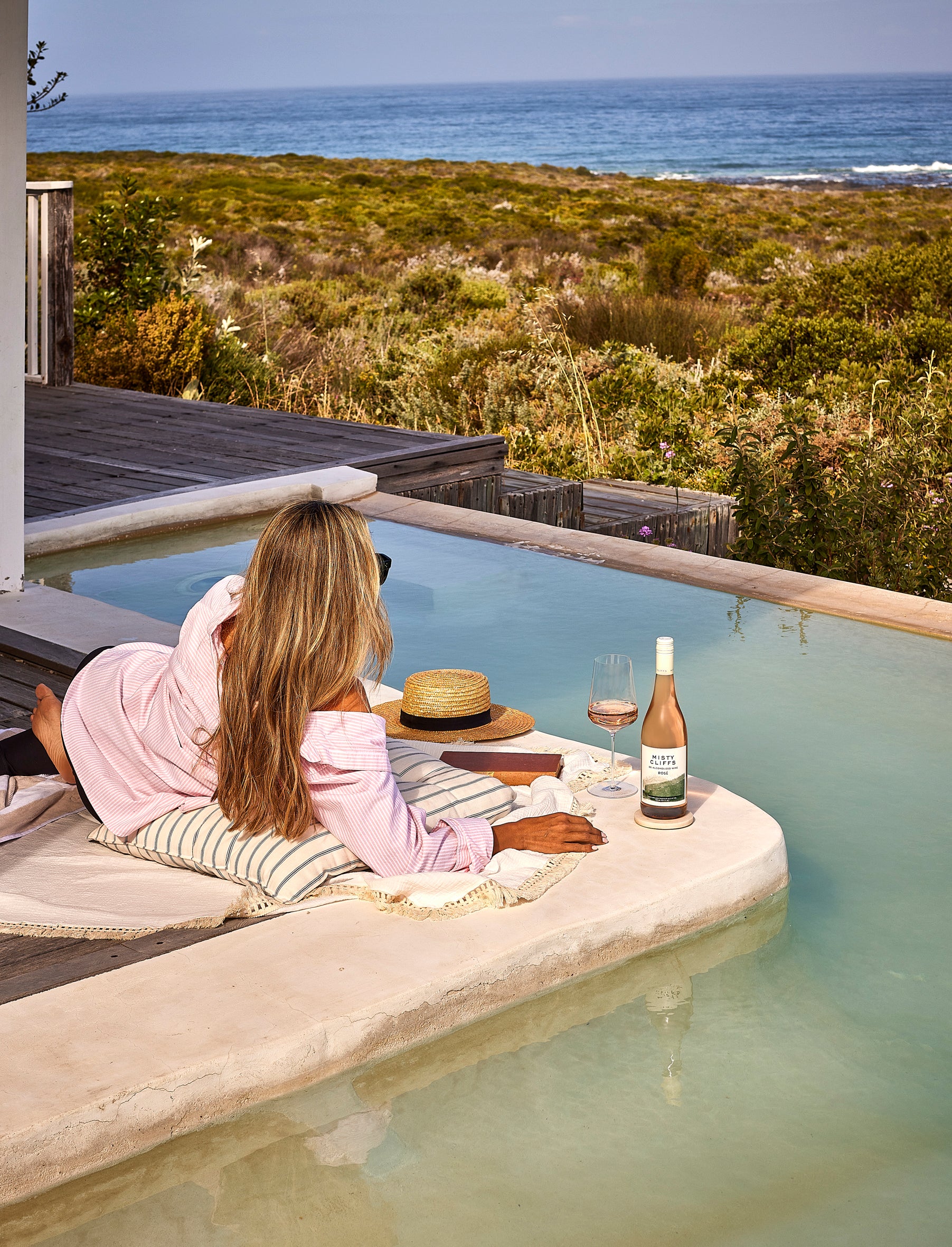 ROSÉ NON-ALCOHOLIC WINE