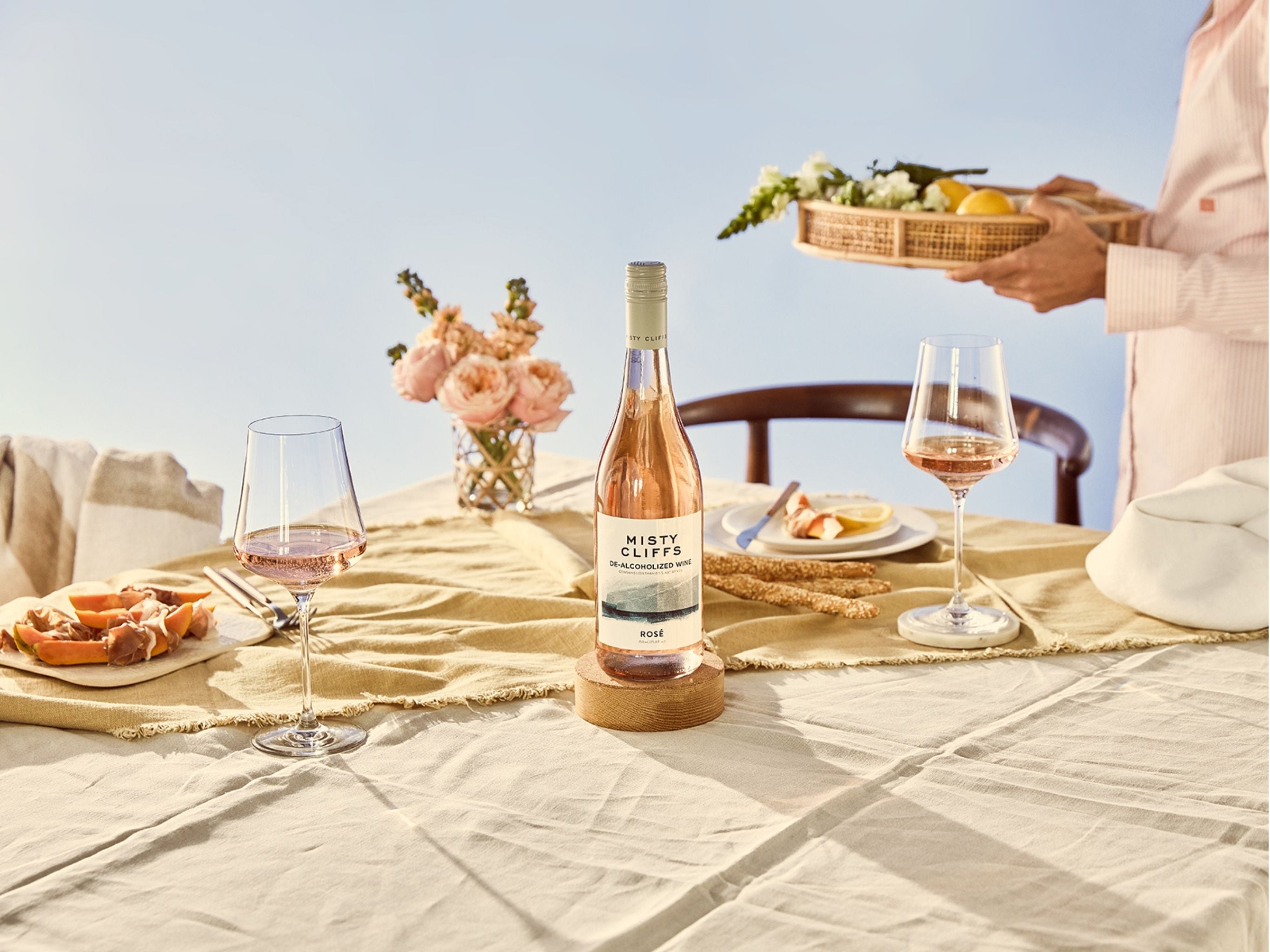 ROSÉ NON-ALCOHOLIC WINE