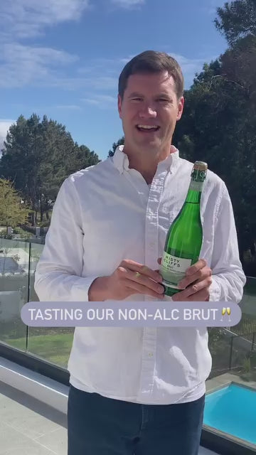 Misty Cliffs Brut Sparkling Wine